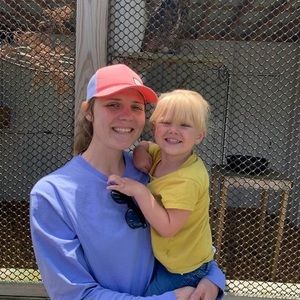 Meet your Posher, Lora beth